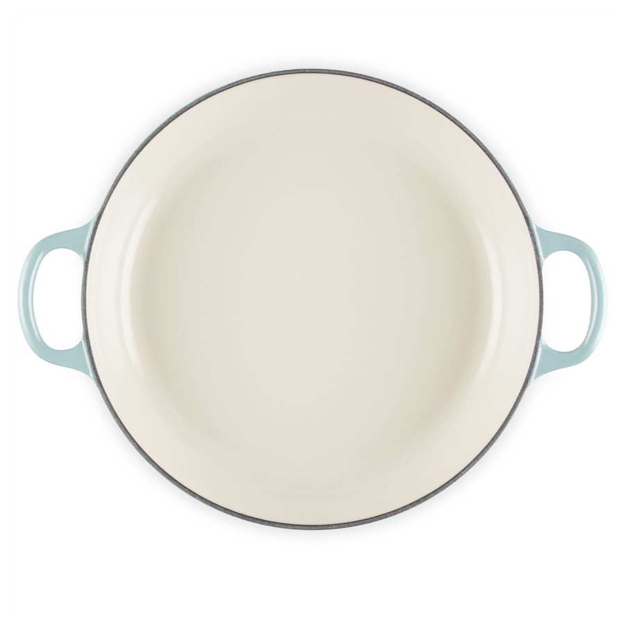 additioanl image for  Le Creuset Low Petal Cass. S/Salt 26 cm 