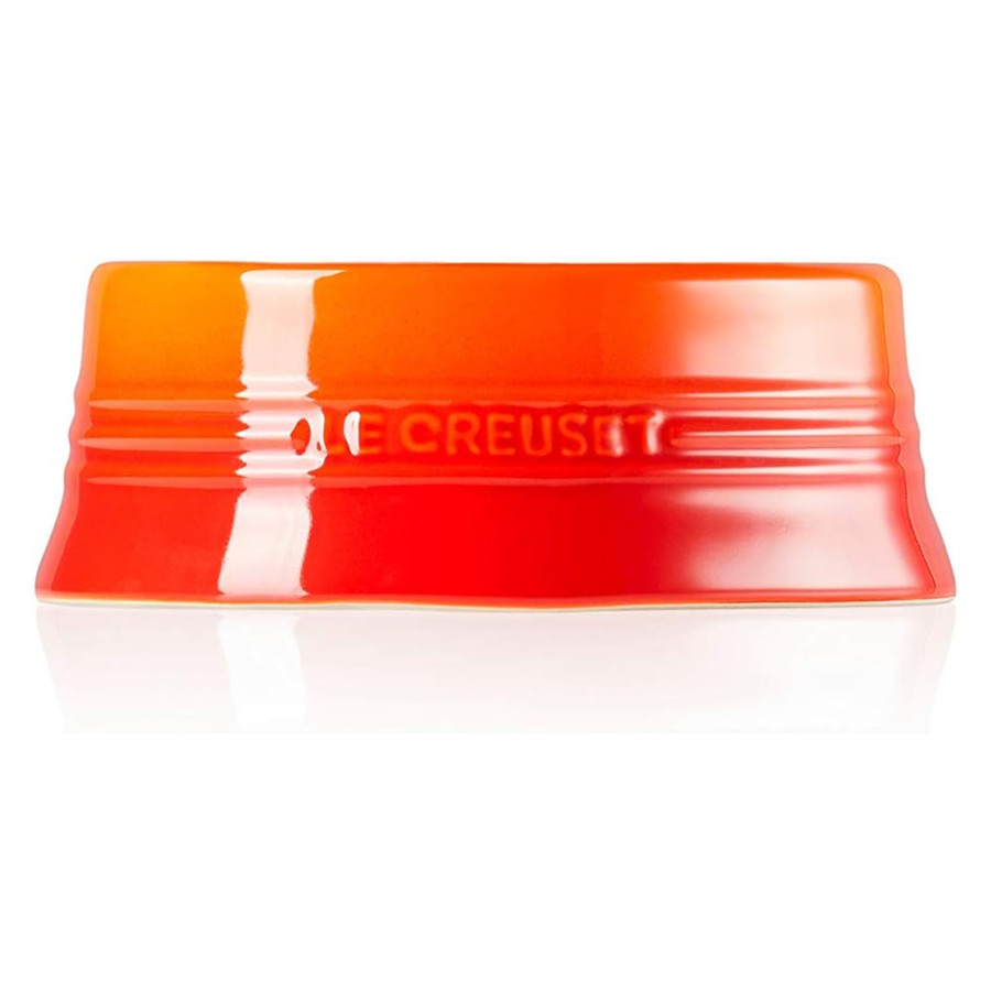 additioanl image for  Le Creuset Pet Bowl Medium Flame 