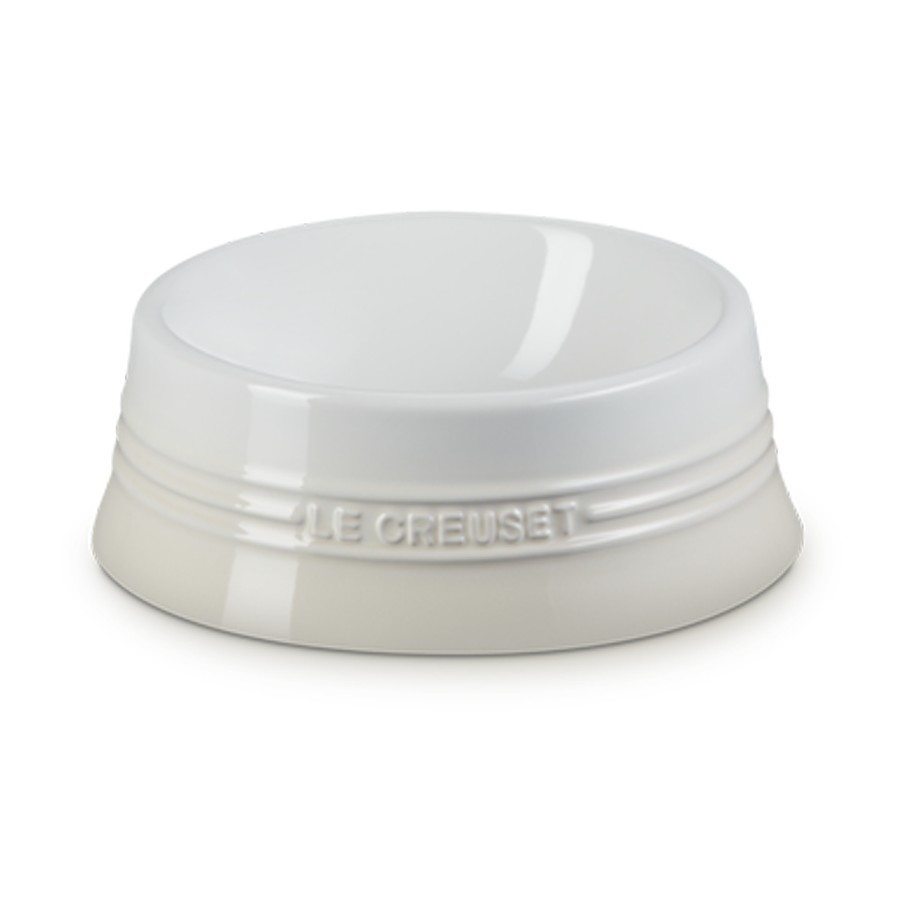 additioanl image for  Le Creuset Pet Bowl Medium Meringue 