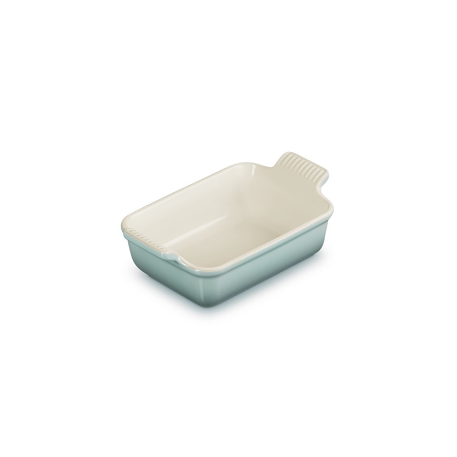 additioanl image for  Le Creuset Gratin Dish Sea Salt 19cm 