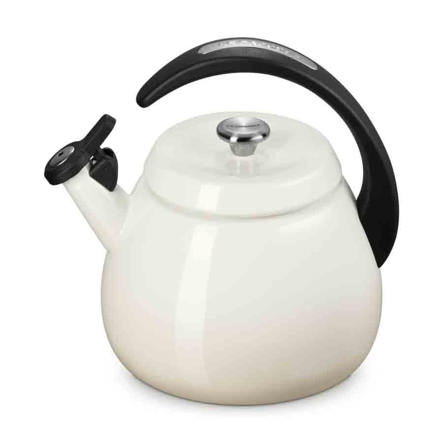 additioanl image for  Le Creuset Cloche Kettle Meringue 2.1L 