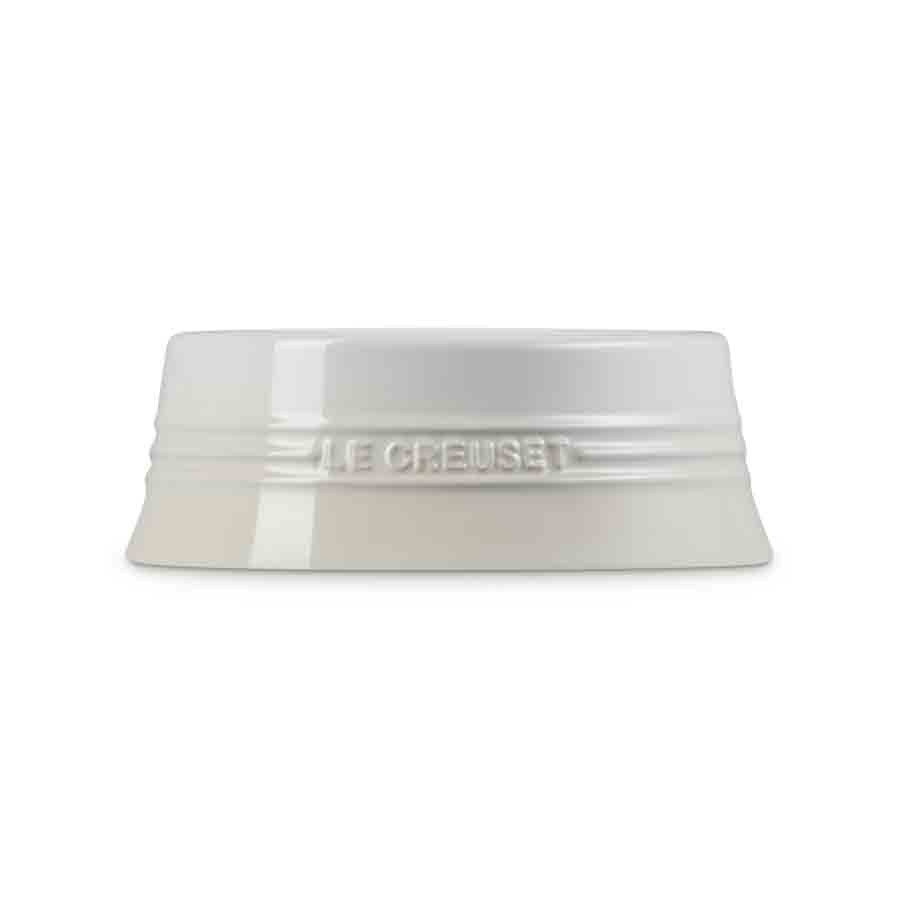 additioanl image for  Le Creuset Dog Bowl Medium Meringue 