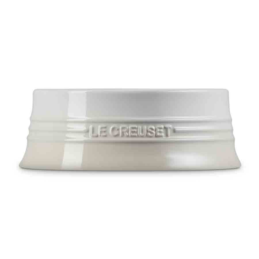 additioanl image for  Le Creuset Dog Bowl Large Meringue 