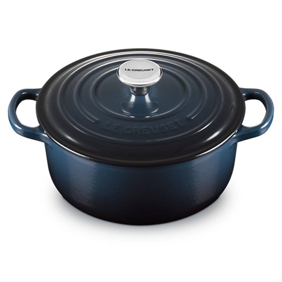 additioanl image for  Le Creuset Round Cassorole Nuit 20 cm 