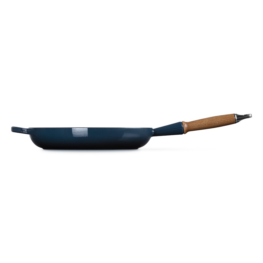 additioanl image for  Le Creuset Skillet Wood Handle Nuit 28cm 