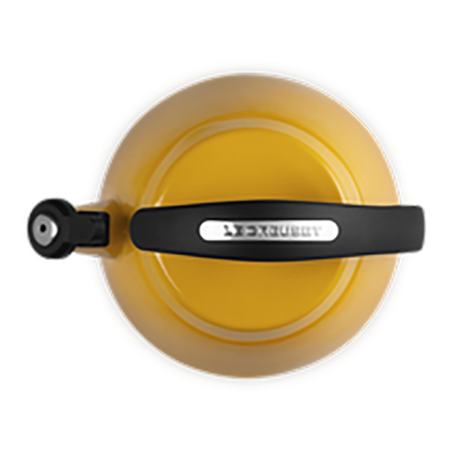 additioanl image for  Le Creuset Cloche Kettle Nectar 2.1 L 