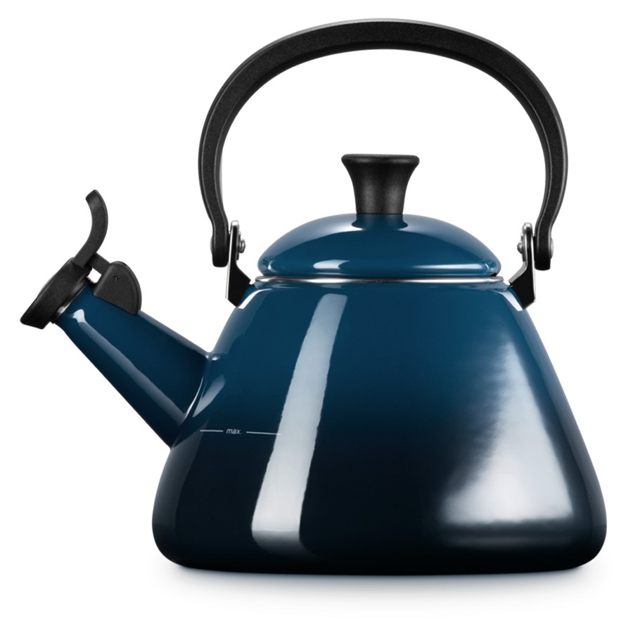 additioanl image for  Le Creuset Kone Kettle Nuit 1.6 Litre 