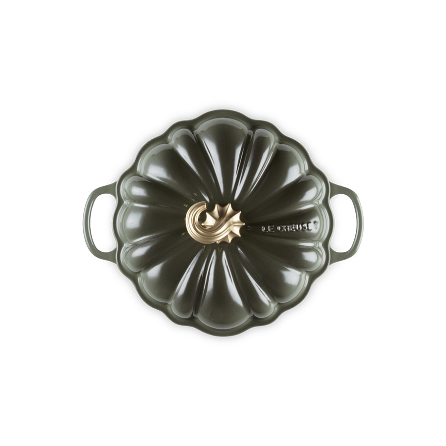additioanl image for  Le Creuset Cast Iron Pumpkin Thyme 24 cm 