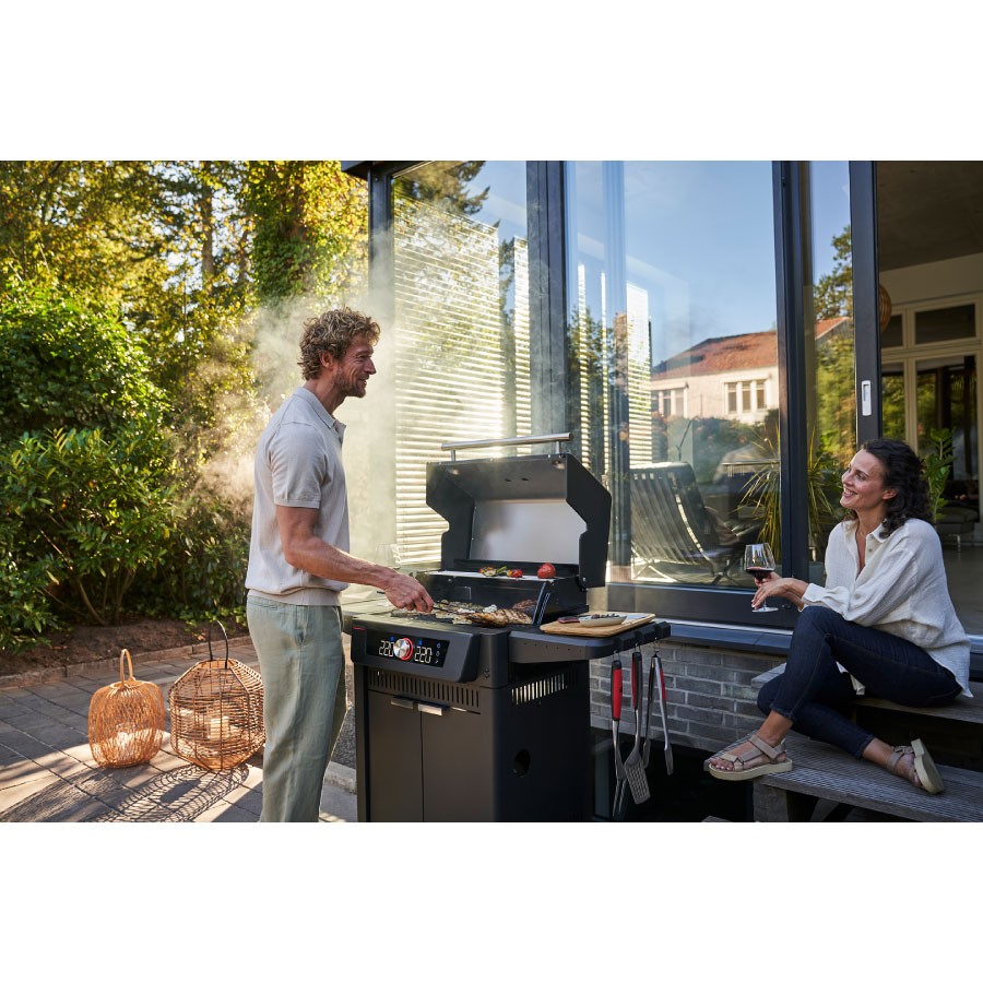 additioanl image for  Char-Broil Evolve Gas 