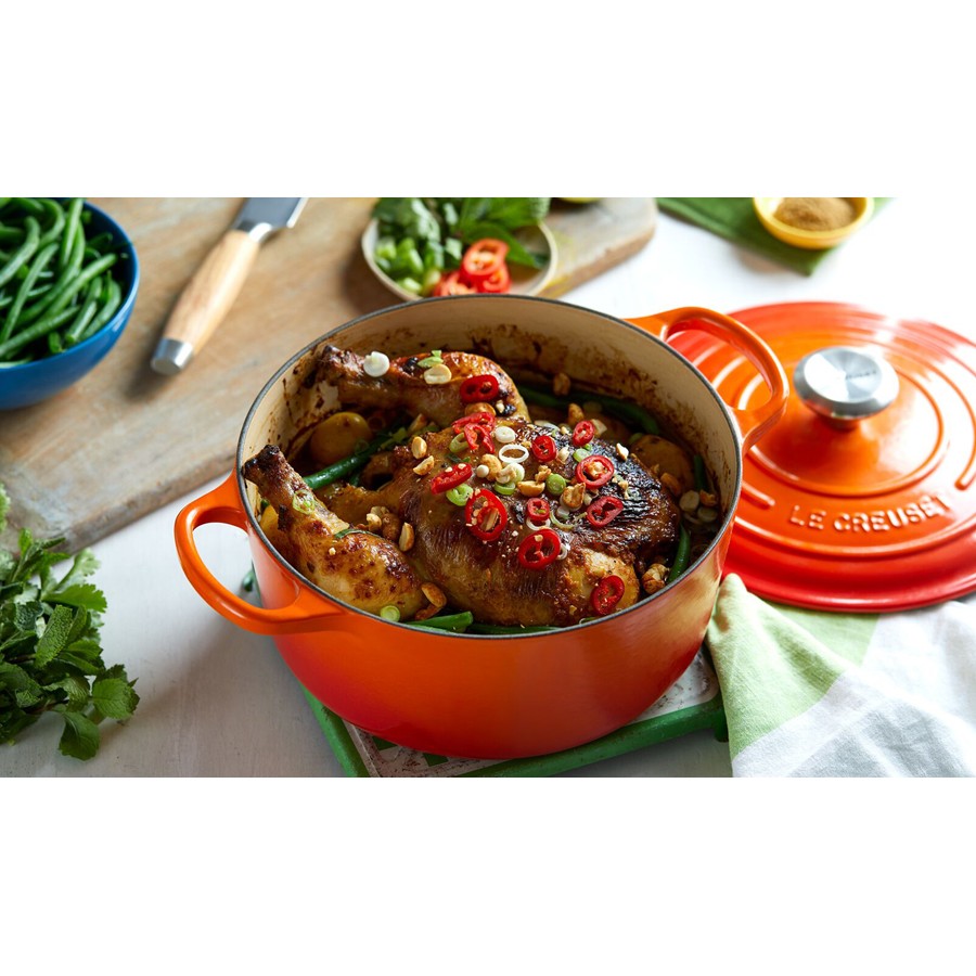 additioanl image for  Le Creuset Round Casserole Flame 30 cm 