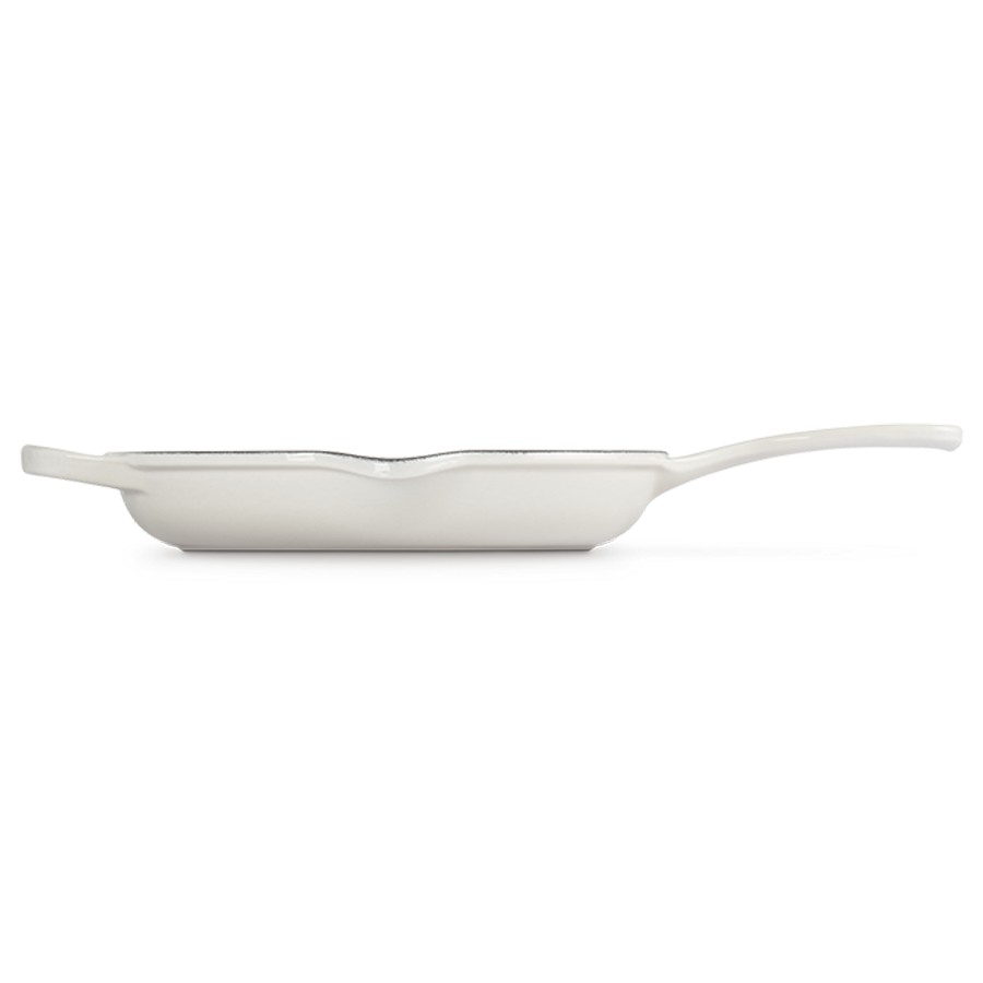 additioanl image for  Le Creuset Round Skillet Meringue 23cm 