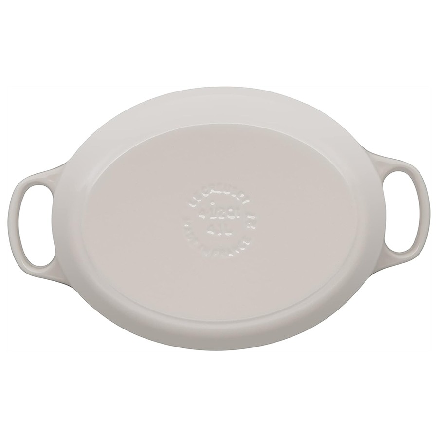 additioanl image for  Le Creuset Oval Casserole Meringue 27 cm 