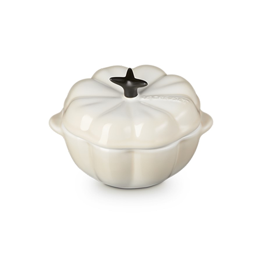 additioanl image for  Le Creuset Pumpkin Petite Cass. Meringue 