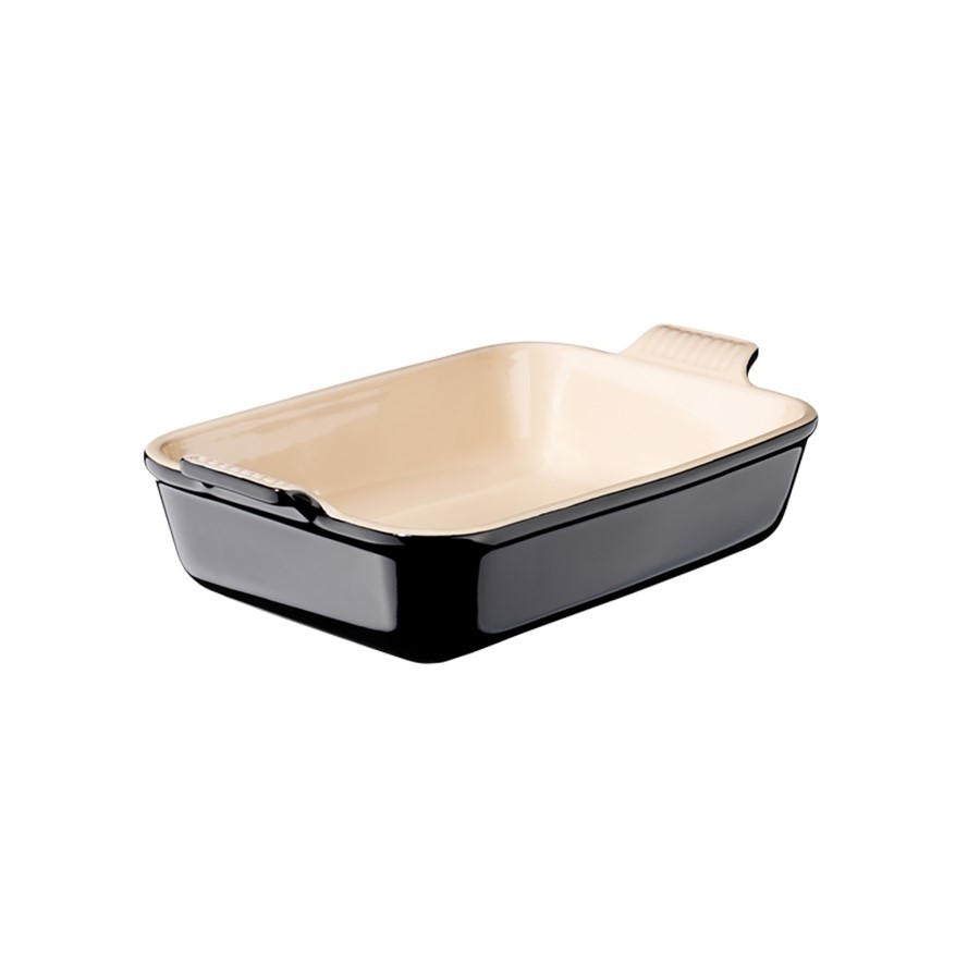 additioanl image for  Le Creuset Gratin Dish Black Onyx 32 cm 