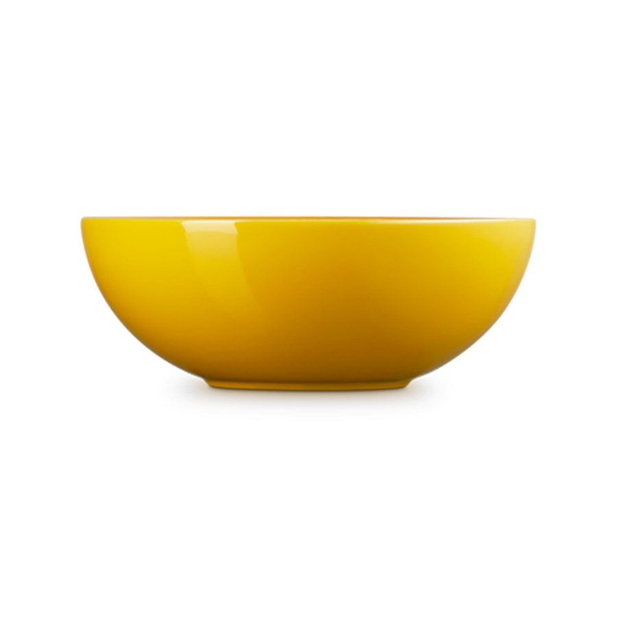 additioanl image for  Le Creuset Serving Bowl Nectar 24 cm 