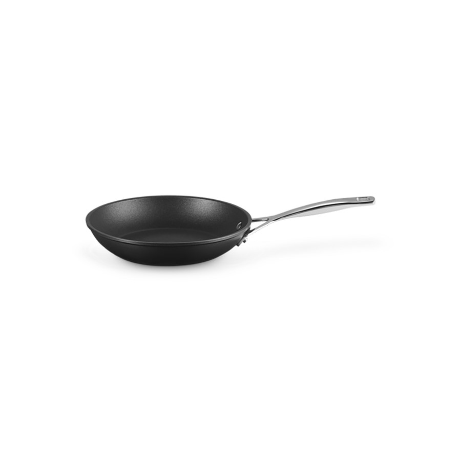 additioanl image for  Le Creuset Low Frying Pan Black 28 cm 