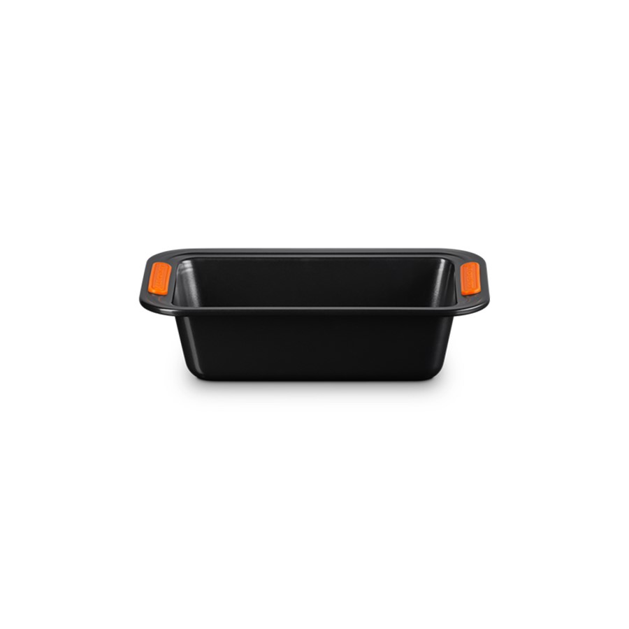 additioanl image for  Le Creuset 19cm Rectangular Loaf Tin 