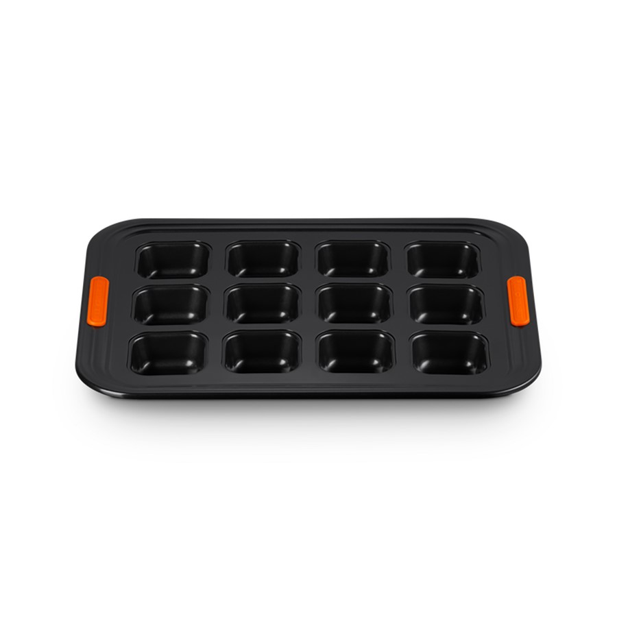 additioanl image for  Le Creuset 12 Cup Brownie Tray Black 
