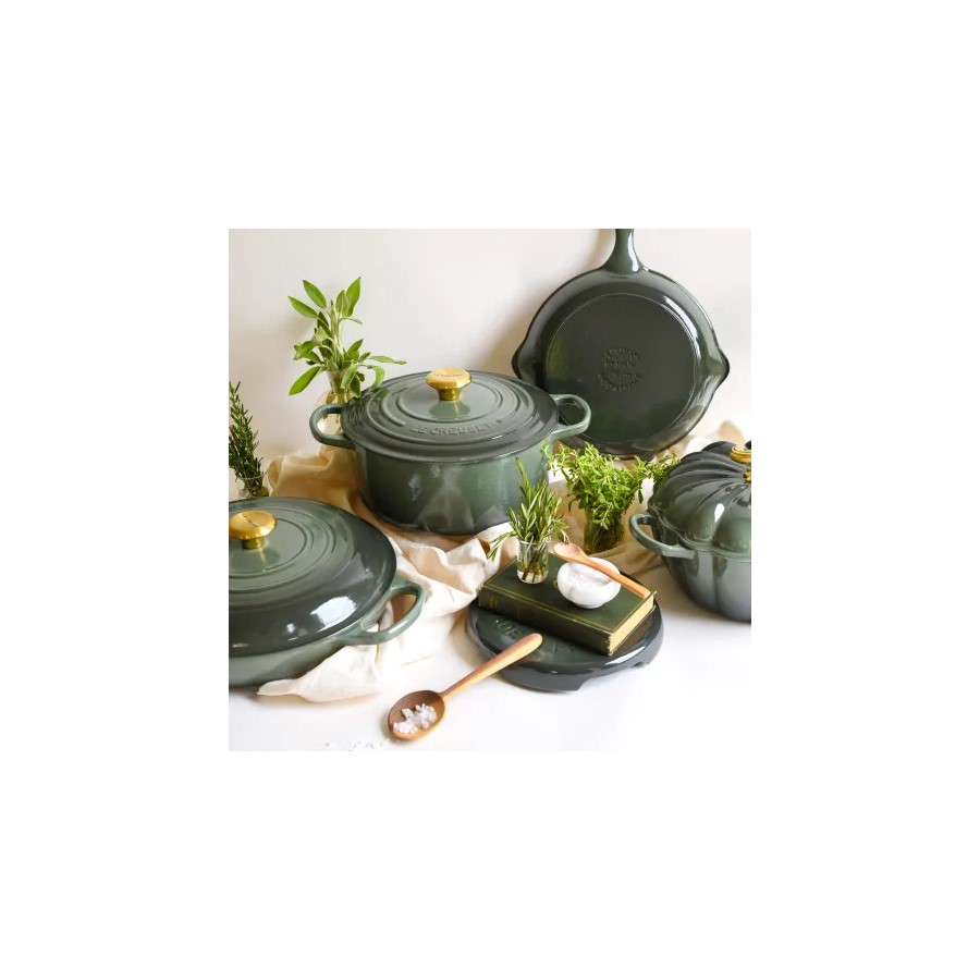additioanl image for  Le Creuset Round Casserole Thyme 24 cm 
